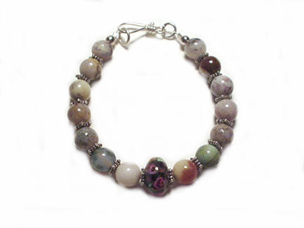 Queens Artists Image: 8br131