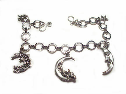 Queens Artists Image: 8br140